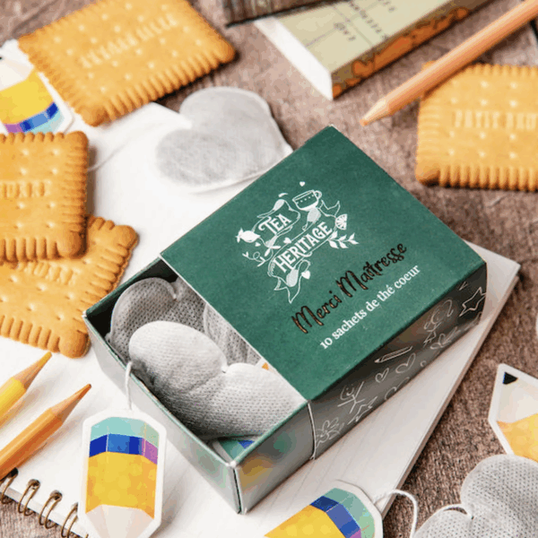 MINI COFFRET "MERCI MAÎTRESSE" - 10 SACHETS DE THÉ BIO EARL GREY
